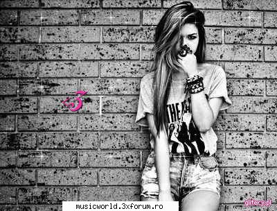 Glitery - Andreea - Diverse poze^_^