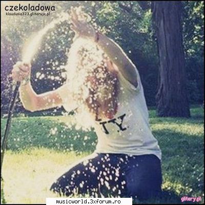 Glitery - Andreea - Diverse poze^_^