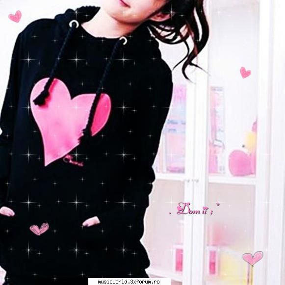 Heey!<3!^_^ - Buna!Ma numesc Carolyna si am 12 ani.Sunt in - Bine ati venit!