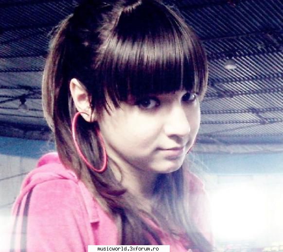 Id-uri - poi . aidiul meu . e : aicii.denisa . cred ca - Cafenea