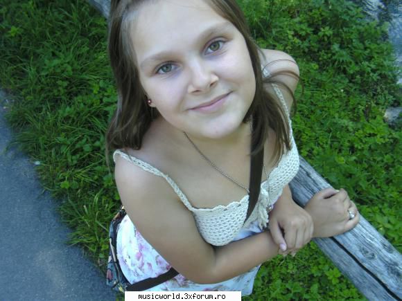 Poze cu noi:D - The.CandyGirl<3 - Cafenea