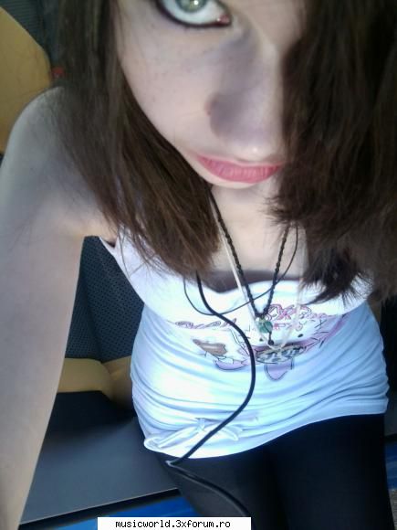 Poze cu noi:D - Nu... scrisul de jos e numele meu de Scene :| si - Cafenea