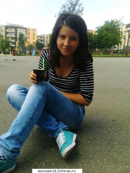 Prieteni - Andreea - Cafenea