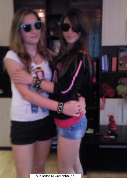Prieteni - Andreea - Cafenea